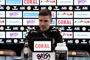 Nacional quer impor-se na Luz contra um Benfica "extremamente difícil"
