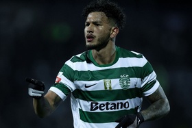 I Liga: Sporting vence Estoril Praia por 3-0 com 'bis' de Suárez e golo de Bragança