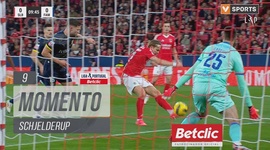 Liga Portugal Betclic: Benfica vs Famalicão, Jogada Schjelderup, 9' (2024-2025)