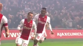Eredivisie League: Ajax 1 - 1 PSV (2016-2017)
