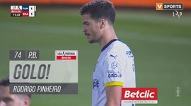 Liga Portugal Betclic: Famalicão vs Sp. Braga, Golo 1-1 Rodrigo Pinheiro (p.b.) (2024-2025)