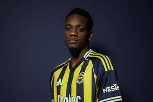 OFICIAL: Fenerbahçe anuncia contratação de Jhon Durán por empréstimo