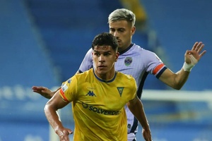 Estoril impõe goleada ao Desportivo Chaves e ganha folga para os últimos lugares