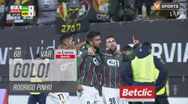 Liga Portugal Betclic: CF Estrela Amadora vs Arouca, Golo 2-1 Rodrigo Pinho (VAR) (2024-2025)