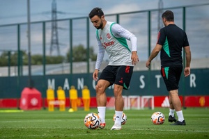 Micah Richards crítica Bruno Fernandes: "Está a perturbar o resto da equipa. É patético"