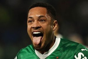 Drama no Brasileirão! Palmeiras vence nos descontos e mantém liderança