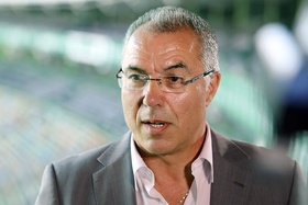 Augusto Inácio exige mais agressividade ofensiva do Sporting no Emirates
