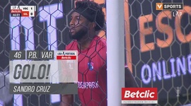 Liga Portugal Betclic: V. Guimarães vs Gil Vicente, Golo 2-0 Sandro Cruz (p.b.) (VAR) (2024-2025)