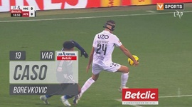 Liga Portugal Betclic: V. Guimarães vs AVS SAD, Caso Borevkovic (VAR), 19' (2024-2025)