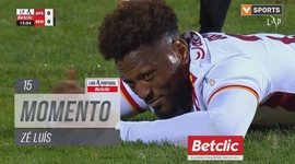 Liga Portugal Betclic: AVS SAD vs Benfica, Jogada Zé Luís, 15' (2024-2025)