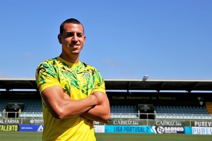 OFICIAL: Gustavo França chega ao Tondela por empréstimo do São Bernardo
