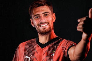 OFICIAL: AC Milan resgata Matteo Gabbia do Villarreal para reforçar defesa