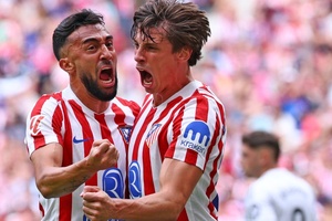 Griezmann ajuda Atlético de Madrid a regressar aos triunfos