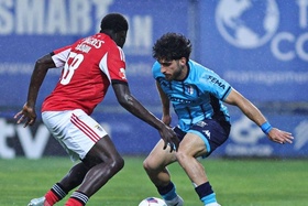 Benfica B vence no terreno do Vizela e sobe na II Liga