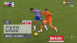 Liga Portugal Betclic: FC Porto vs Boavista, Cartão Amarelo Miguel Reisinho, 29' (2024-2025)