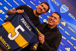 OFICIAL: Paredes deixa a Roma e volta ao Boca depois de 11 anos