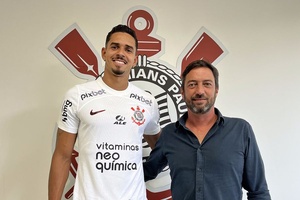 OFICIAL: Benfica empresta central Lucas Veríssimo ao Corinthians