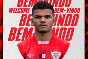 OFICIAL: Mateus Sarará deixa Trofense e assina pelo Santa Clara