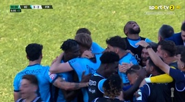 Liga Portugal 2 Meu Super: Vizela vs Portimonense, Golo 3-2 A. Busnić (2024-2025)