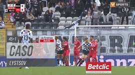 Liga Portugal Betclic: Boavista vs Santa Clara, Cartão Amarelo Lystsov, 46' (2024-2025)