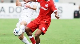 Brasileirão: Santos 1 - 2 Internacional (2014)