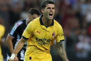 Estados Unidos convocam estrela do Milan para particulares com Bélgica e Portugal
