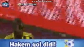 Super Ligi: Fenerbahce 3 - 3 Besiktas (2013-2014)