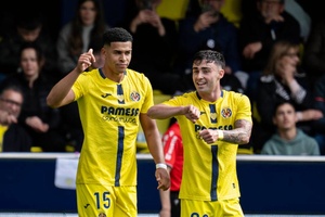 Três portugueses em campo na vitória do Villarreal na La Liga