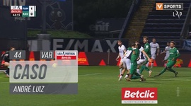 Liga Portugal Betclic: Famalicão vs Rio Ave, Caso André Luiz (VAR), 44' (2024-2025)