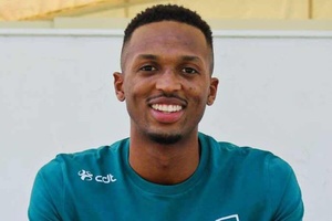 Sidnei Tavares deixa Moreirense e assina pelo Blackburn Rovers