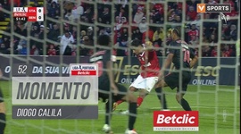 Liga Portugal Betclic: Santa Clara vs Benfica, Jogada Diogo Calila, 52' (2024-2025)
