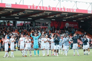 Inglaterra: Tottenham mantém invencibilidade na Premier League após vencer o Bournemouth