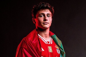 "João Neves na seleção? É a ver se pega e se há outro barrete a ser enfiado por alguém"