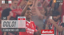 Liga Portugal Betclic: Benfica vs Santa Clara, Golo 2-1 Florentino Luís (2024-2025)