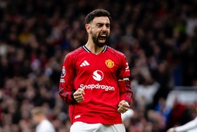 Bruno Fernandes bate recorde de assistências no Manchester United numa época