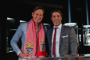 Benfica: Com céu nublado até se pode ir à práia, mas...