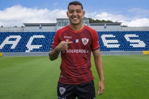 Mercado: Pedro Bicalho e Gabriel Silva chegam ao Santa Clara por empréstimo do Palmeiras