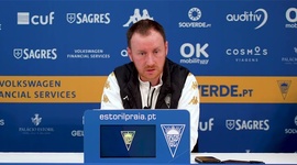 Liga Portugal Betclic: Antevisão de Ian Cathro ao Estoril vs Rio Ave (2025-2026)