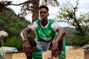 OFICIAL: Saint-Étienne confirma contratação de Chico Lamba por seis milhões