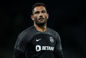 "Acho que o Sporting precisa de outro guarda-redes. Um que nos dê pontos!"