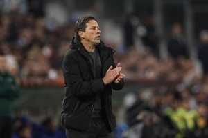 "Dá a ideia de que Schmidt está cansado do clube. Se ele ama o Benfica, devia sair"