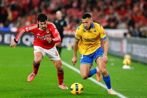 I Liga: Benfica vence Estoril por 3-1 com mais um 'hat-trick' de Pavlidis