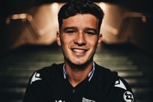 OFICIAL: Tomás Händel deixa o Vitória após 16 épocas e reforça o Estrela Vermelha