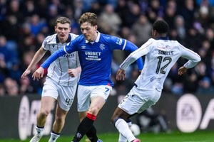 Rangers aproxima-se do topo na Escócia antes de visitar FC Porto na Liga Europa