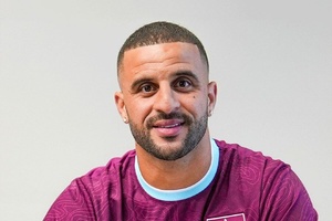 OFICIAL: Kyle Walker troca Manchester City pelo Burnley após oito anos
