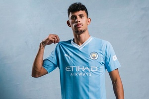 OFICIAL: Matheus Nunes assina pelo Manchester City