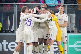 Liga Conferência Europa: Fiorentina, Palace e Mainz nos ‘quartos’, AEK elimina Celje, de Campelos