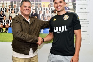 OFICIAL: Jesús Ramirez regressa ao Nacional após passagem pelo Vitória