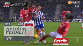 Liga Portugal Betclic: FC Porto vs Santa Clara, Penálti Pepê (VAR), 94' (2024-2025)