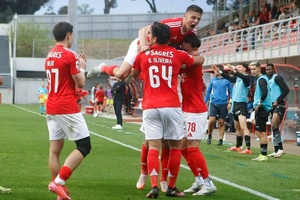 II Liga: Benfica B sobe na tabela com vitória sobre o Farense